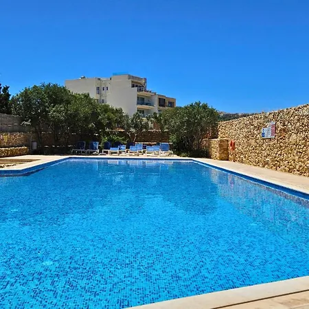 Calypso Apartment Marsalforn Exterior photo