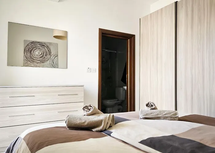 Calypso Apartment